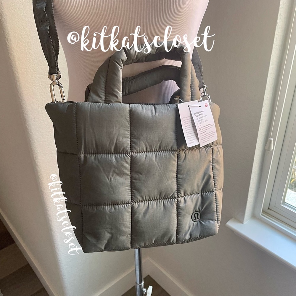 LAST ONE!! 🆕 GREY SAGE - NWT lululemon quilted grid crossbody bag 5L